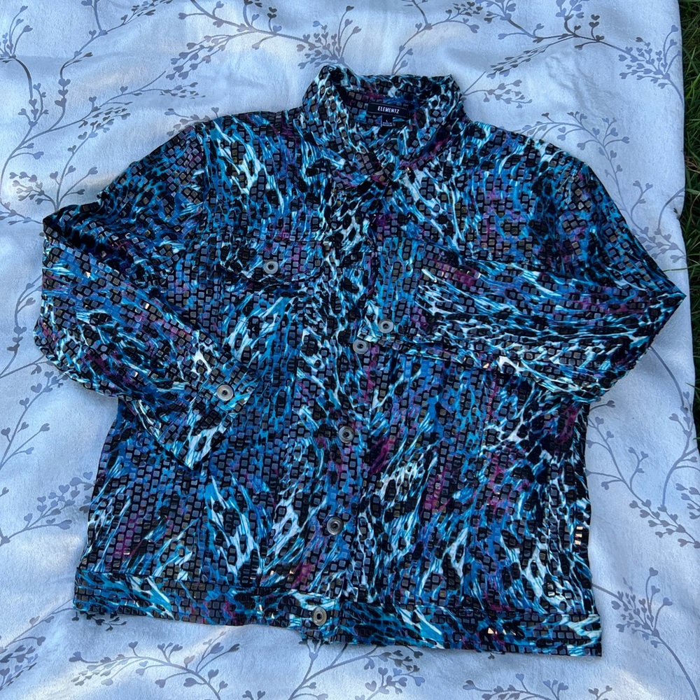 Vintage Elementz Blue and Black Patterned Button down Jacket